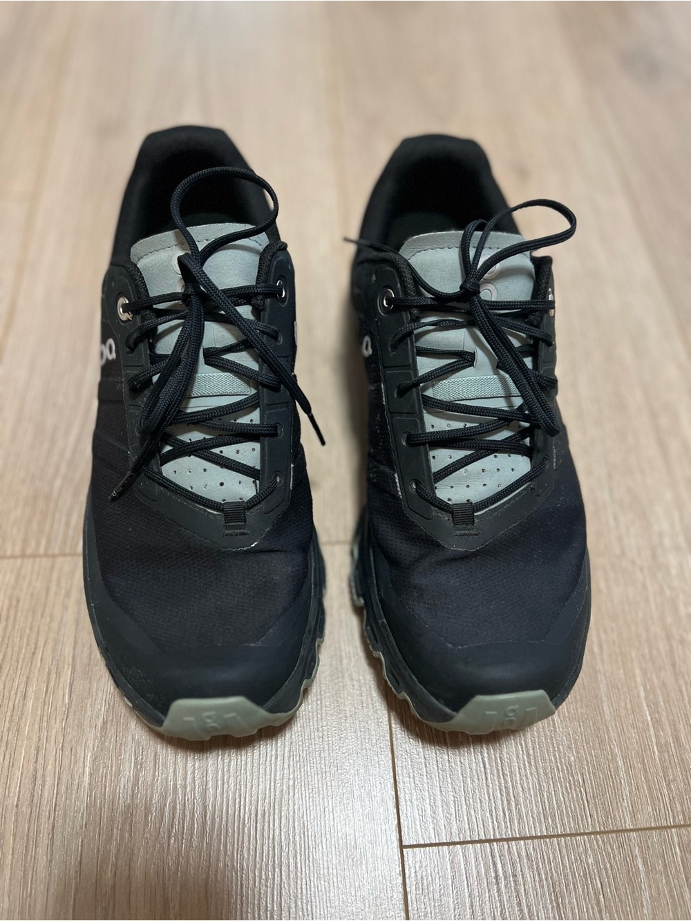 On Running Cloudventure Waterproof Women’s Trail Running Shoes - Picture 3 of 9